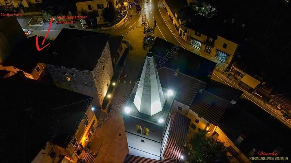 Altstadt Ловран Екстер'єр фото